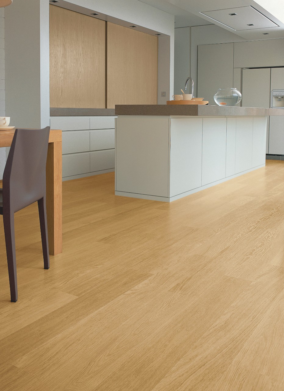 Laminado Eligna Roble Barnizado Natural Quick-Step