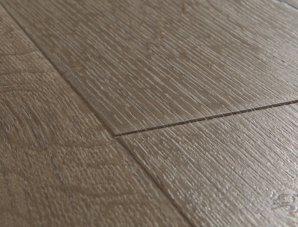 Laminado Impressive Roble Clasico Marron Quick-Step - Imagen 2