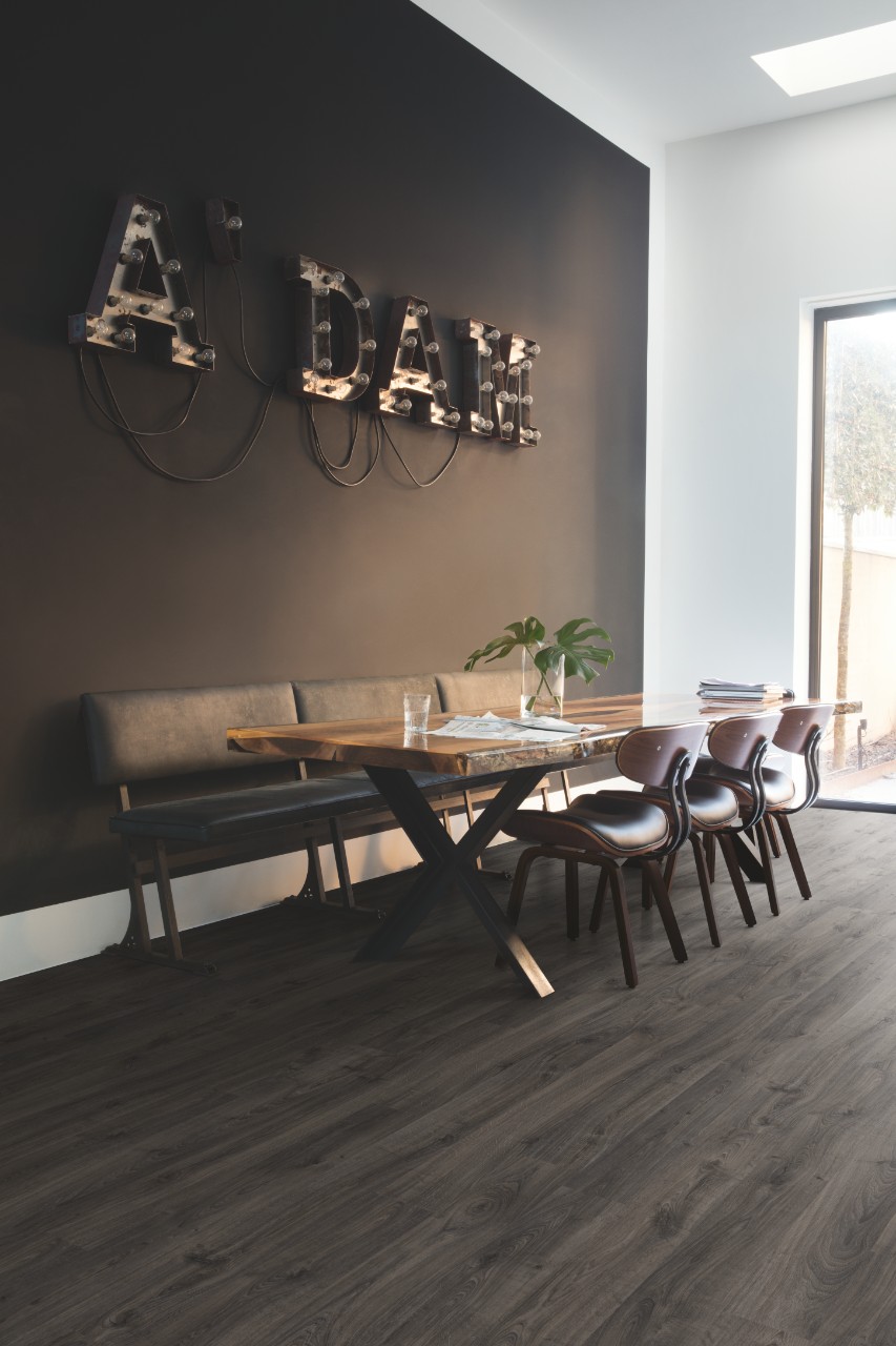 Laminado Eligna Roble Newcastle Oscuro Quick-Step