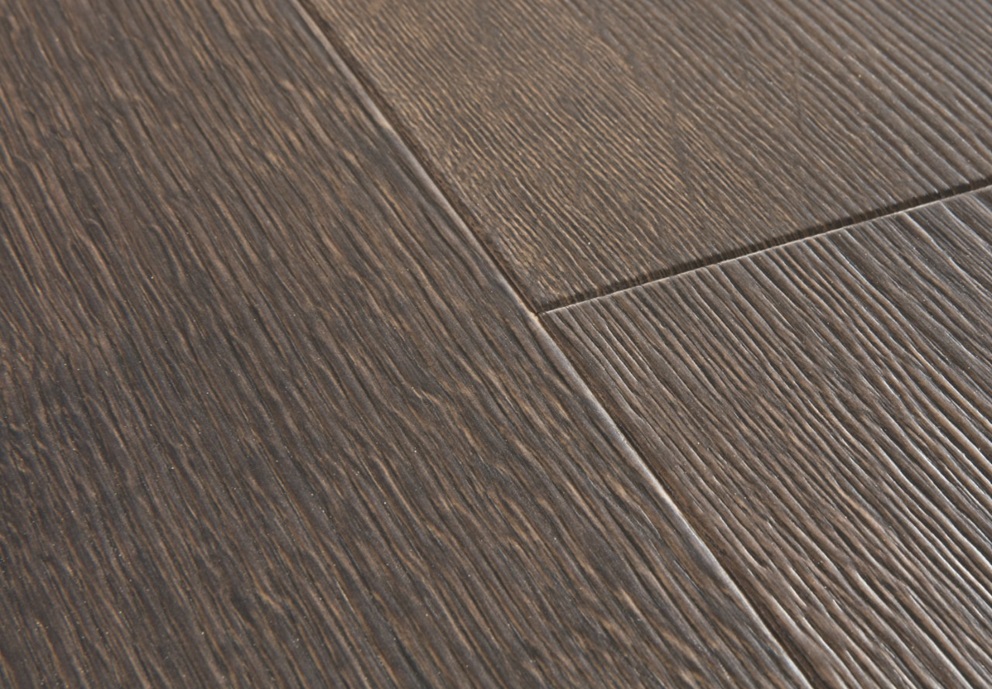 Laminado Majestic Roble Desierto Marrón Oscuro Cepillado Quick-Step - Imagen 3